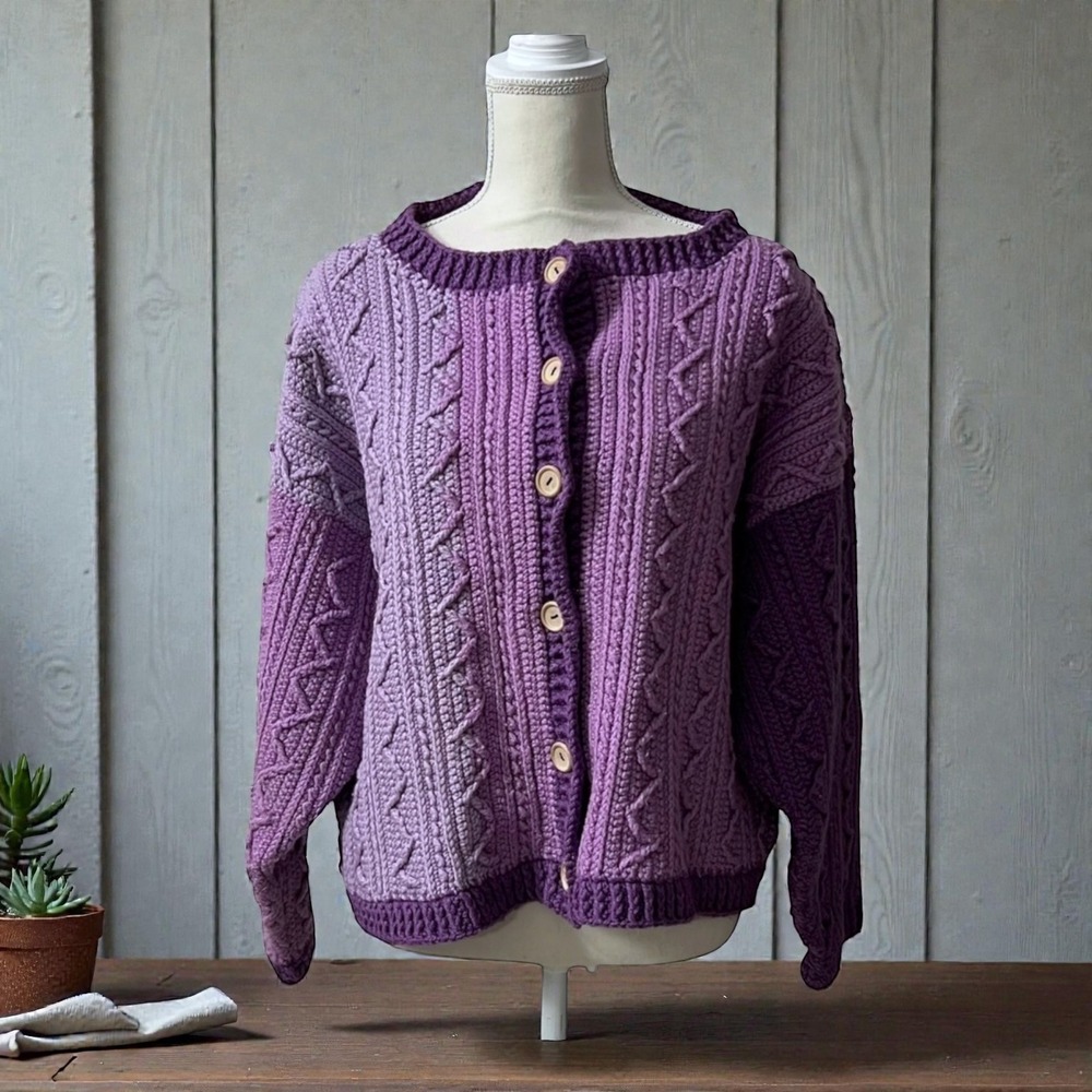 Vintage Handmade Purple Cable Knit Cardigan‎ Sweater Wooden Buttons Large